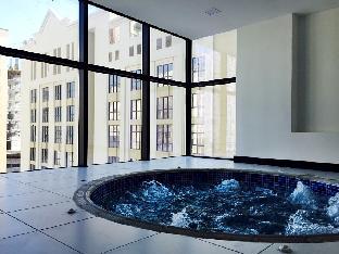 belle tower luxury apartments