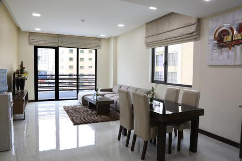 belle tower luxury apartments