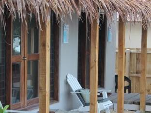 vanuatu beachfront apartments