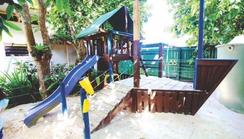 vanuatu beachfront apartments