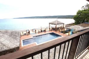 vanuatu beachfront apartments