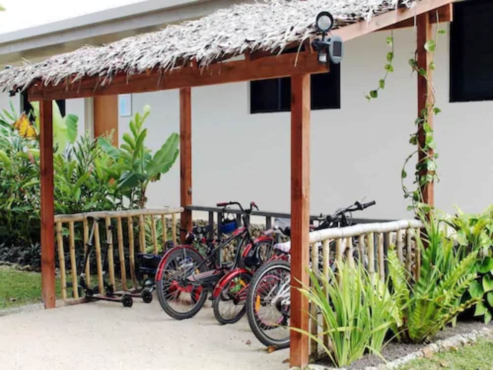 vanuatu beachfront apartments