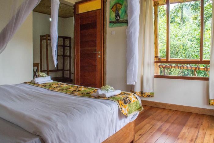 ichumbi gorilla lodge