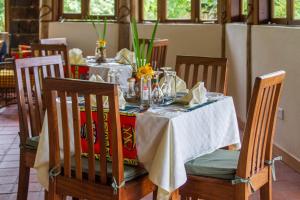 ichumbi gorilla lodge