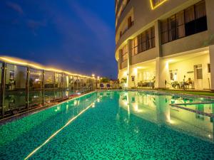 Golden Tulip Canaan Kampala,Central Region>>Kampala,4 star
