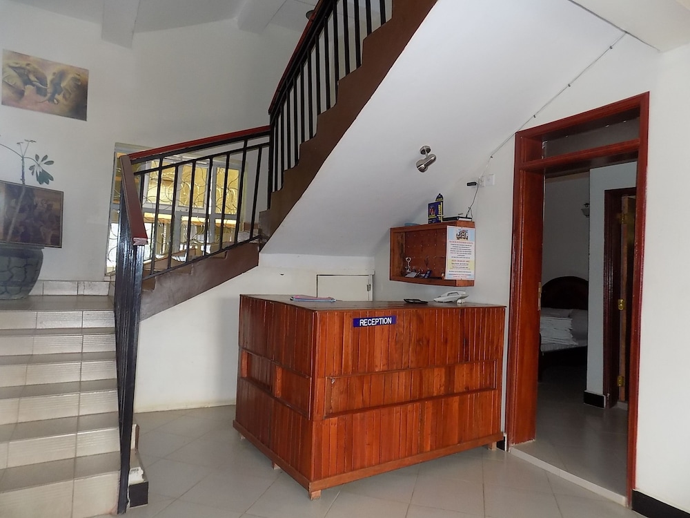 Relief Motel,Western Uganda National Parks>>Fort Portal,2 star