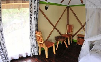 Lake Bunyonyi Rock Resort,Lake Bunyonyi>>Kabale,3 star