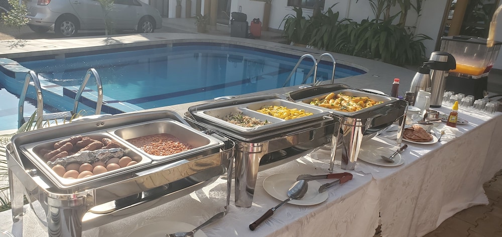mowicribs hotel and spa