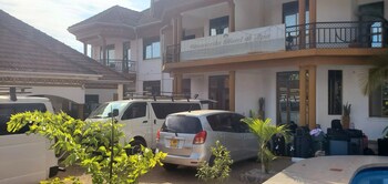 mowicribs hotel and spa