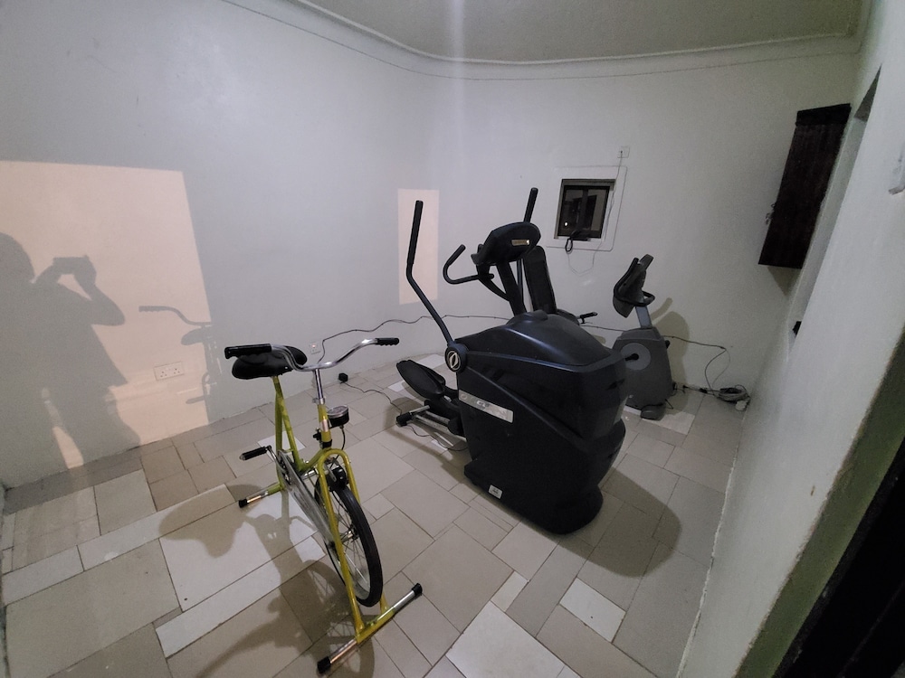 mowicribs hotel and spa