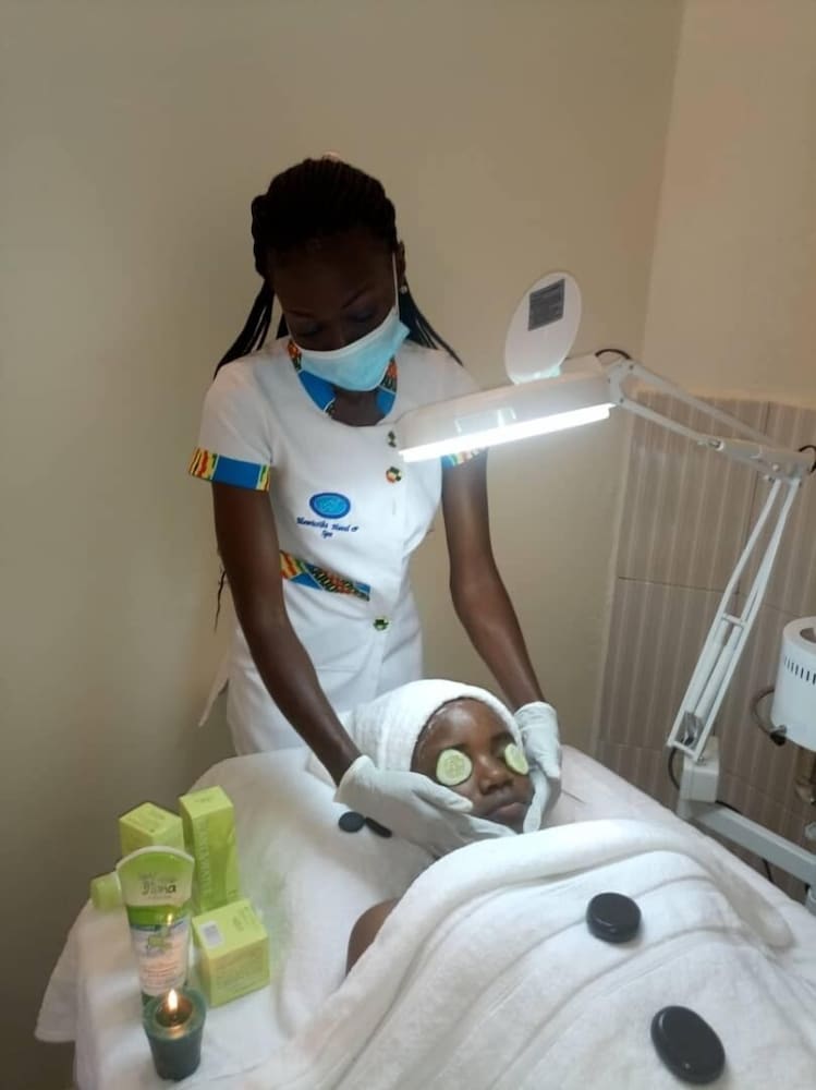 mowicribs hotel and spa