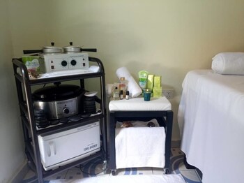 mowicribs hotel and spa