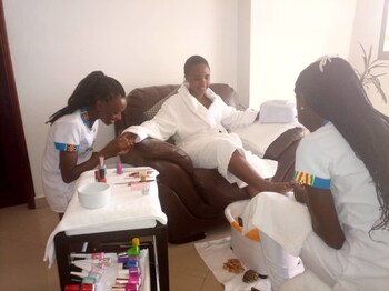 Mowicribs Hotel & Spa,Kampala>>Entebbe,3 star