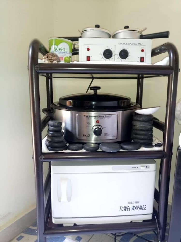 mowicribs hotel and spa