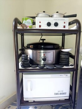 mowicribs hotel and spa