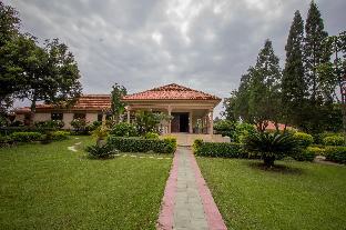 tuzza hotel