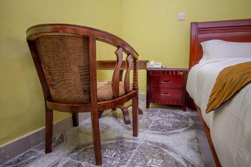tuzza hotel
