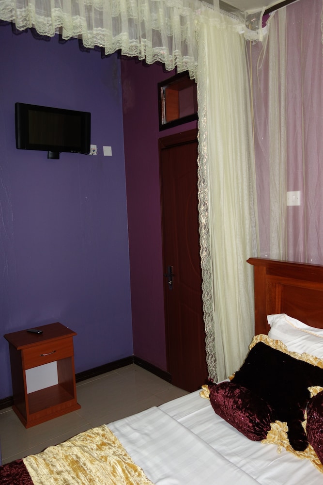 impala suites hotel