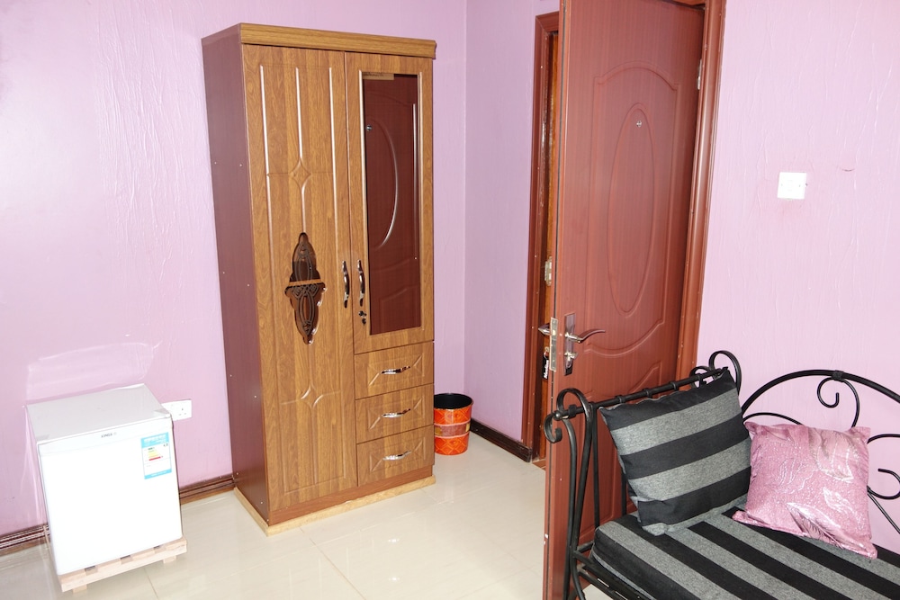 impala suites hotel