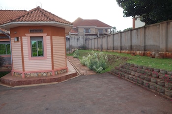 Impala Suites Hotel,Kampala>>Jinja,3 star