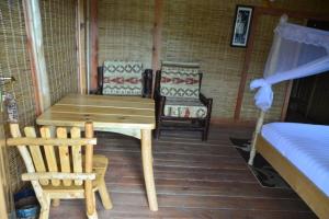 lake bunyonyi eco resort