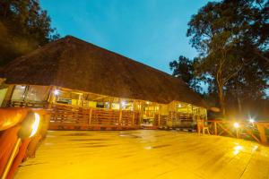 lake bunyonyi eco resort