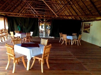 lake bunyonyi eco resort