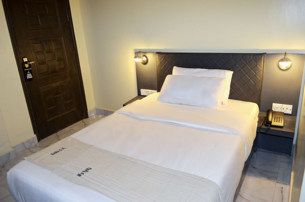dana hotel