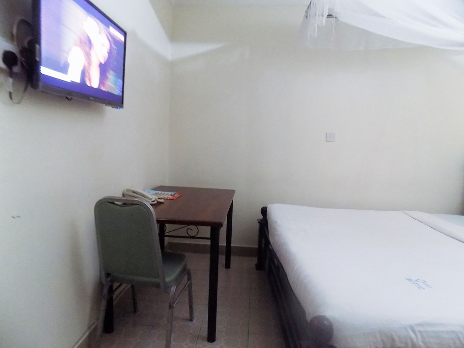 g one hotel