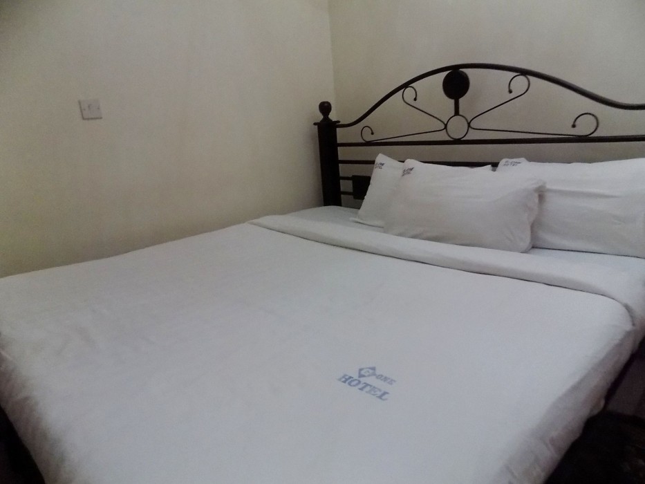 g one hotel