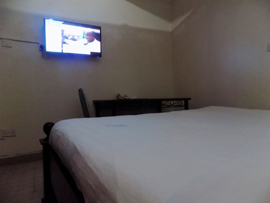 g one hotel