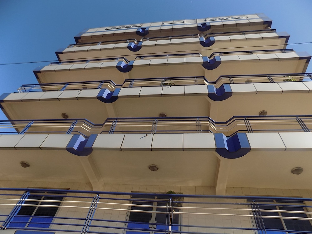g one hotel