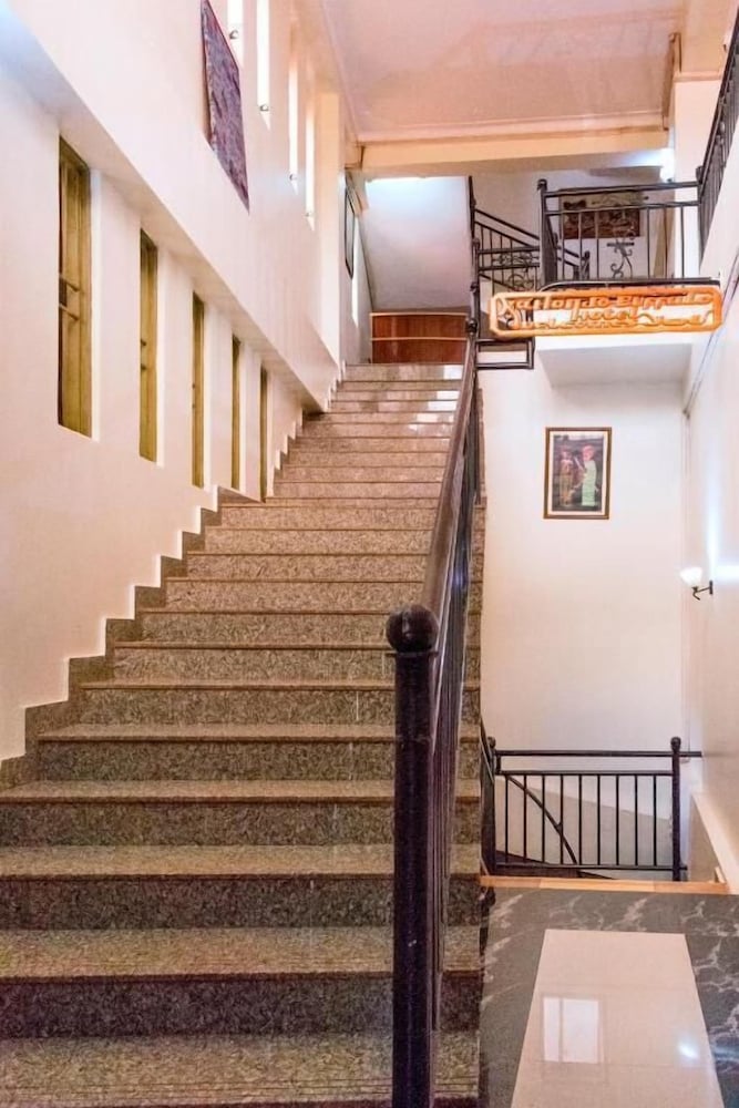 kahondo buffalo hotel