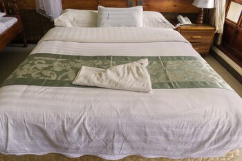 kalya courts hotel
