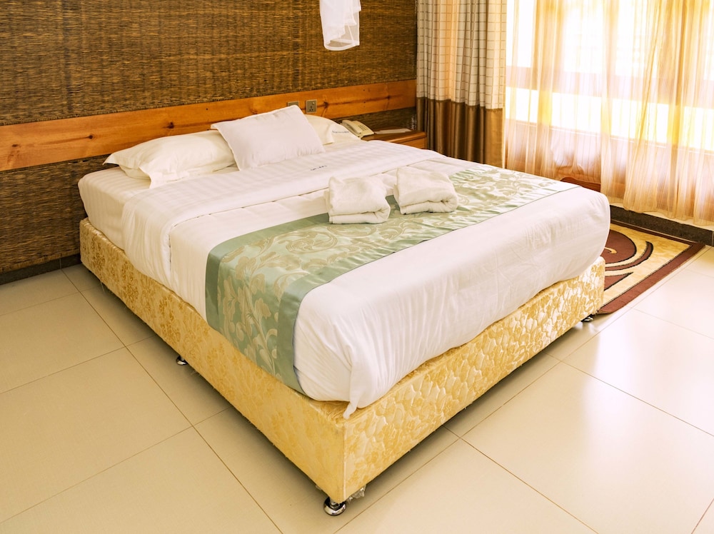 kalya courts hotel