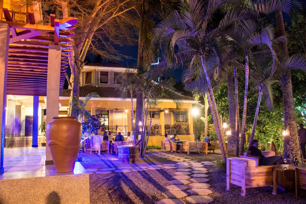 Meley Impala Hotel,Central Region>>Kampala,3 star