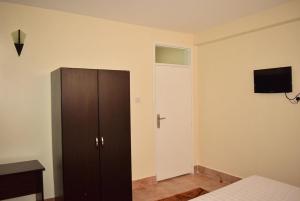 latitude 1 serviced suites