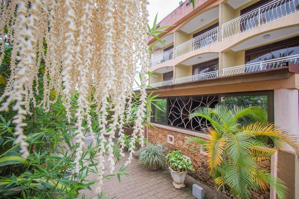 crystal suites and apartments