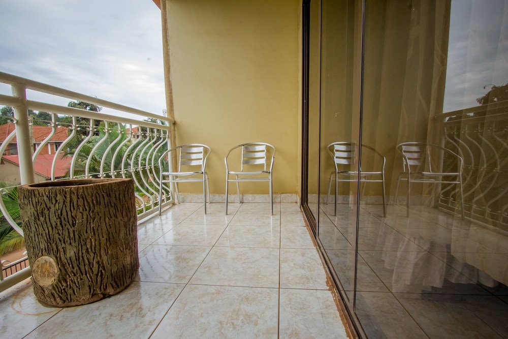 crystal suites and apartments