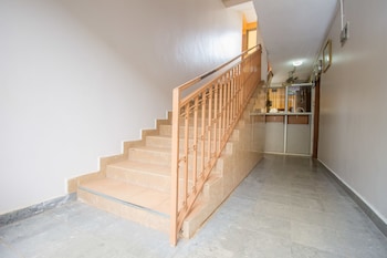 Crystal Suites And Apartments,Central Region>>Kampala,3 star
