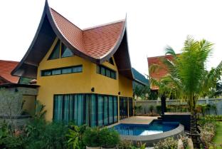 tha lane bay villa