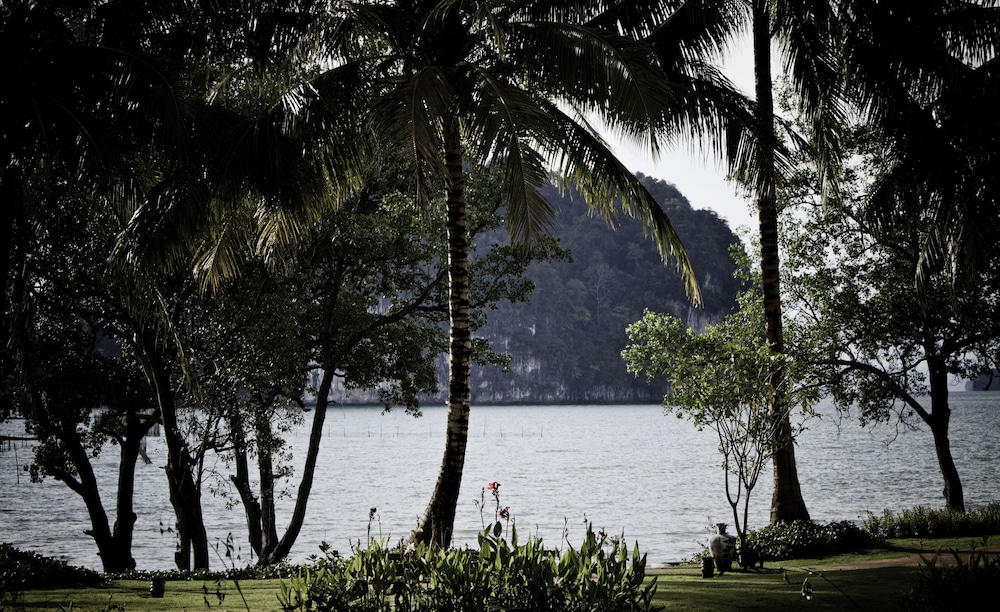 tha lane bay villa