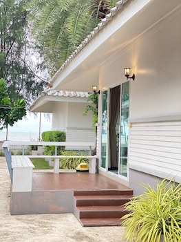 laem sing natural beach resort