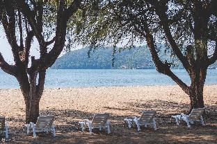 laem sing natural beach resort