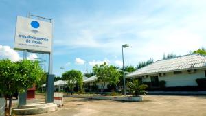 laem sing natural beach resort