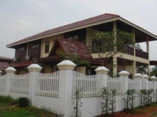 Keerawan House Rim Khong,Phon Phisai>>Nong Khai,3 star