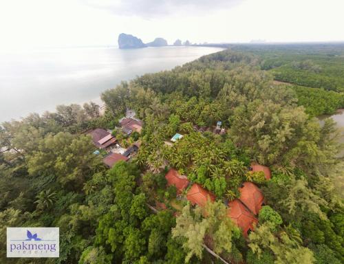 pakmeng resort