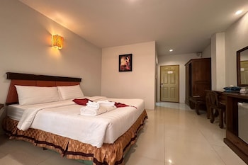 chiang rai grand room hotel