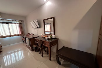 chiang rai grand room hotel