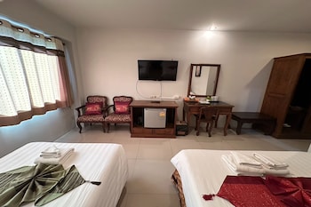 chiang rai grand room hotel